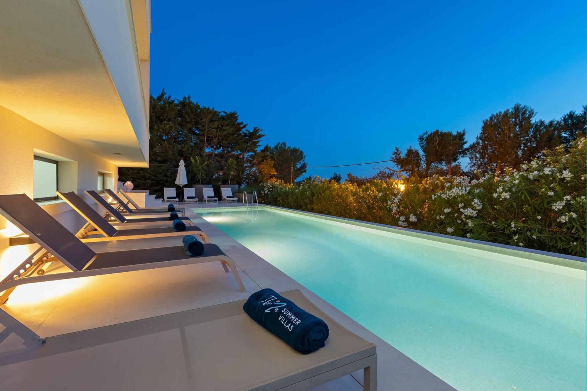Pousada In Ibiza Town Sleeps 10 - Vue *